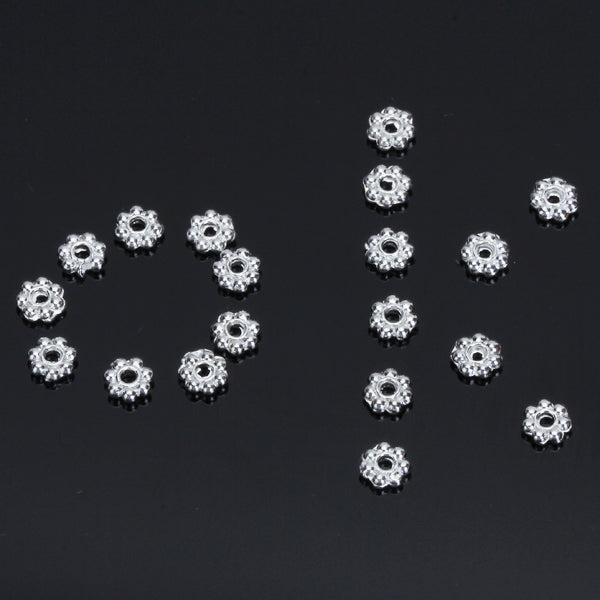 Crofta 100pcs Silver Daisy Flower Spacer Beads 4mm