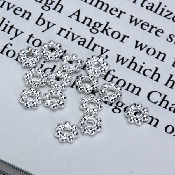 Crofta 100pcs Silver Daisy Flower Spacer Beads 4mm