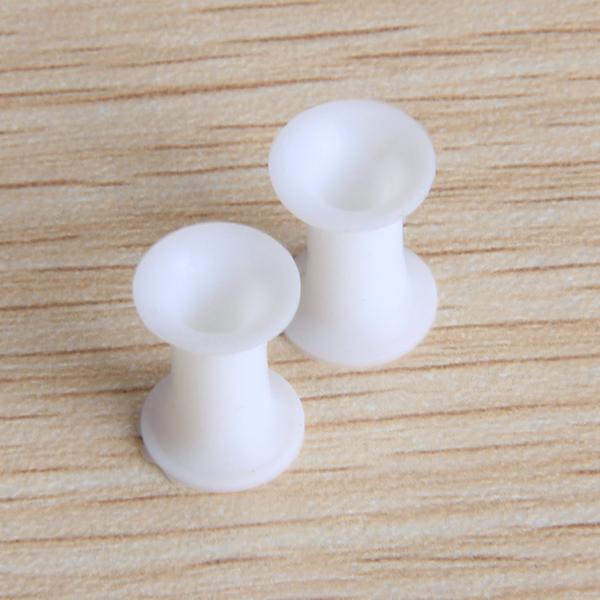 Crofta 2 PCS 4 Gauge 5mm Silicone Tunnel Ear Plug Expander Stretcher (White)