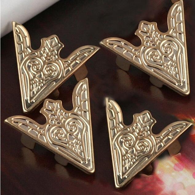 Crofta 2 Pairs Blouse Shirt Metal Pointed Collar Clips Wing Tips Brooch Pin