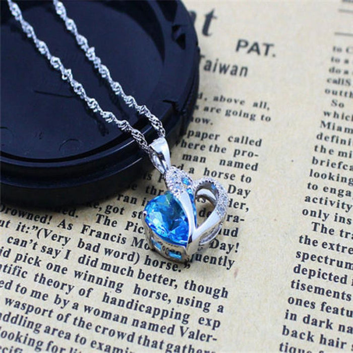 Crofta Women Fashionable Heart Shaped Rhinestone Crystal Pendant Necklace Fashion Accessory Blue