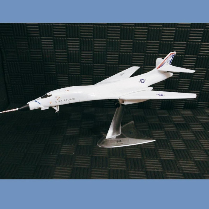 Crofta 1/144 Scale Aircraft Model Collection Aircraft Ornament for Living Room Cafe Style A