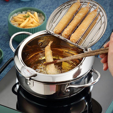 Deep Fryer Pot with Thermometer Oil Frying Pan for Veggies Squid Rings silver 20cm and clip