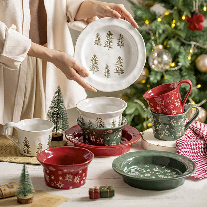 1PC Christmas Dinnerware Round Ceramic for Any Special Occasion Indoor Party Green Plate