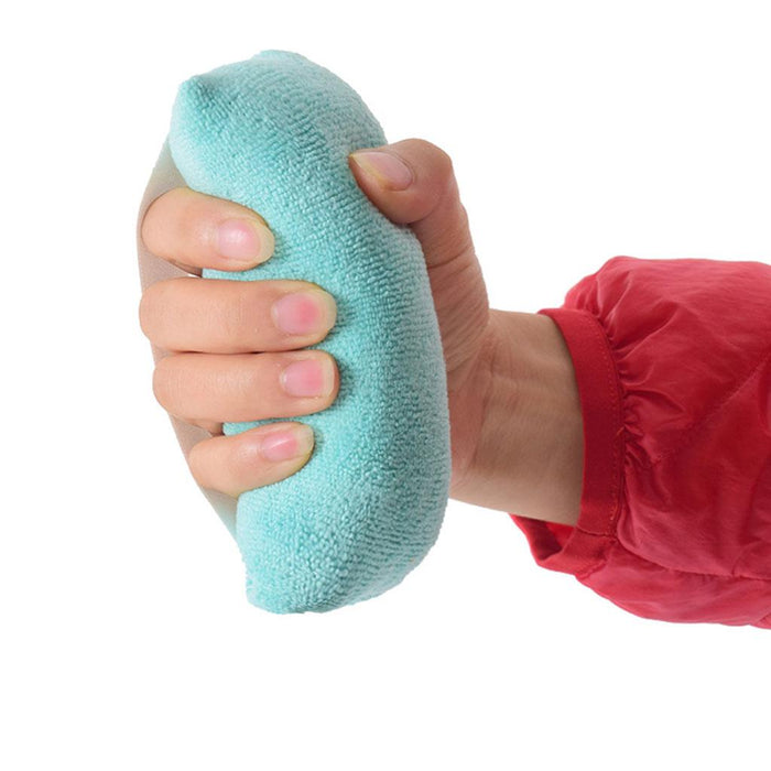 Finger Contracture Cushion Keeps Fingers Separated for Bedridden green